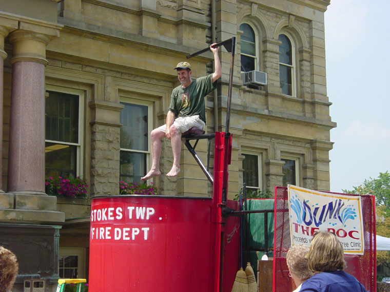 08-04-07 - Madison Press article: Downtown London's First Friday celebration