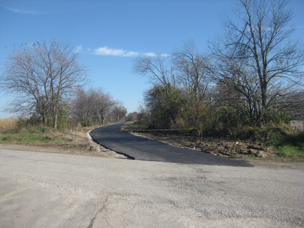 Camp Chase Trail - Wilson Rd looking East